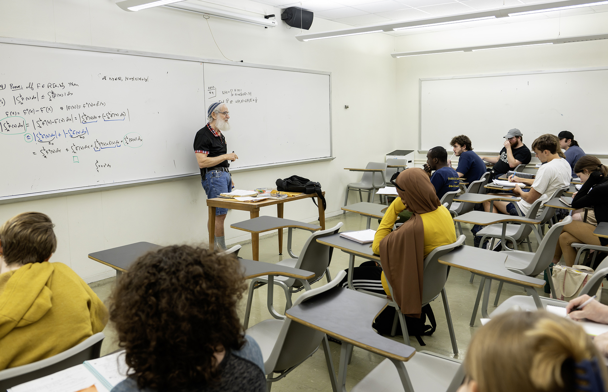 Dr. Leonard Richardson teaches class